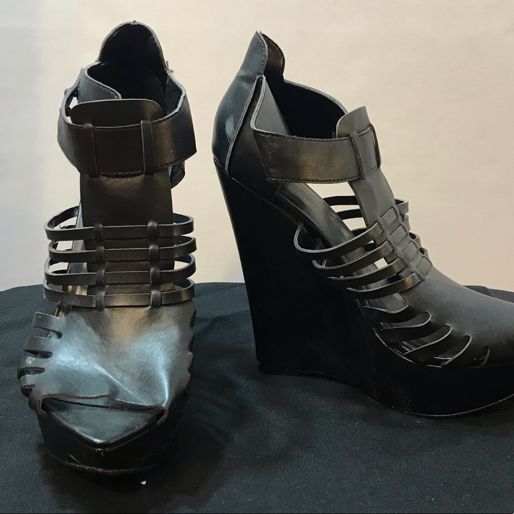 Beau & Ashe Black High Heels